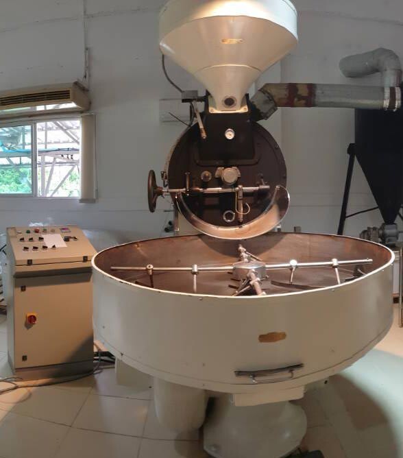 Roaster machine for coffee